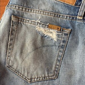 Joe’s Easy Fit Ankle Jeans